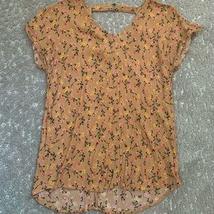 Women’s floral orange shirt, size M